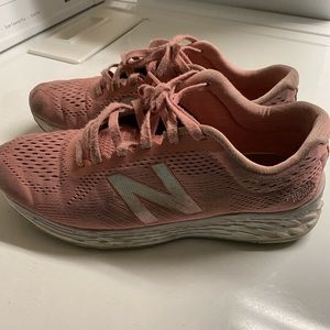 New Balance Fresh Foam Arishi V2 Running Sneaker